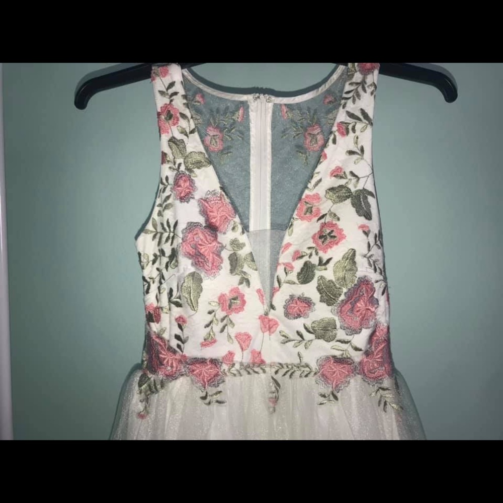 Prom Dress - Picture 2 of 3